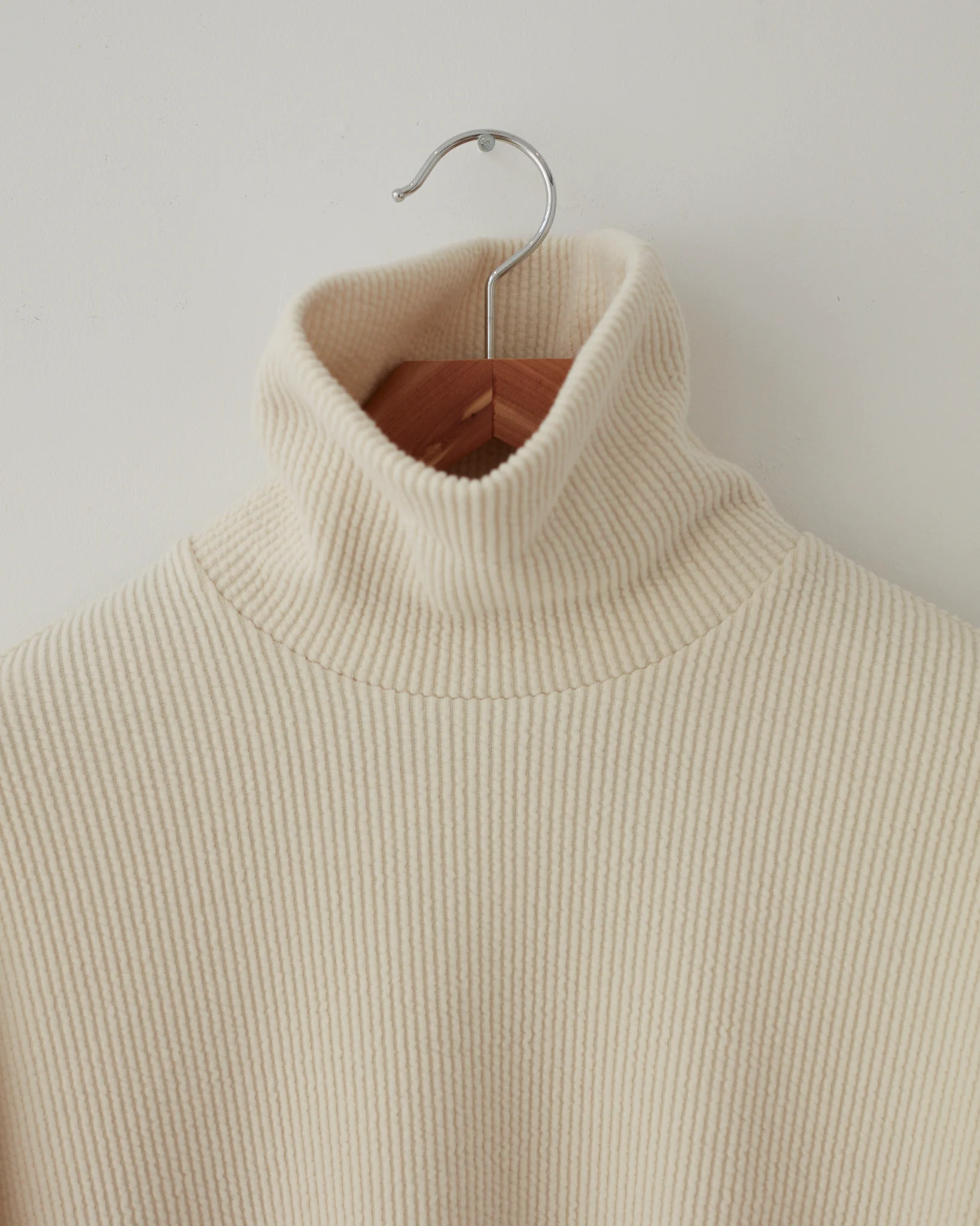 WW Turtleneck - Cream - Image 6